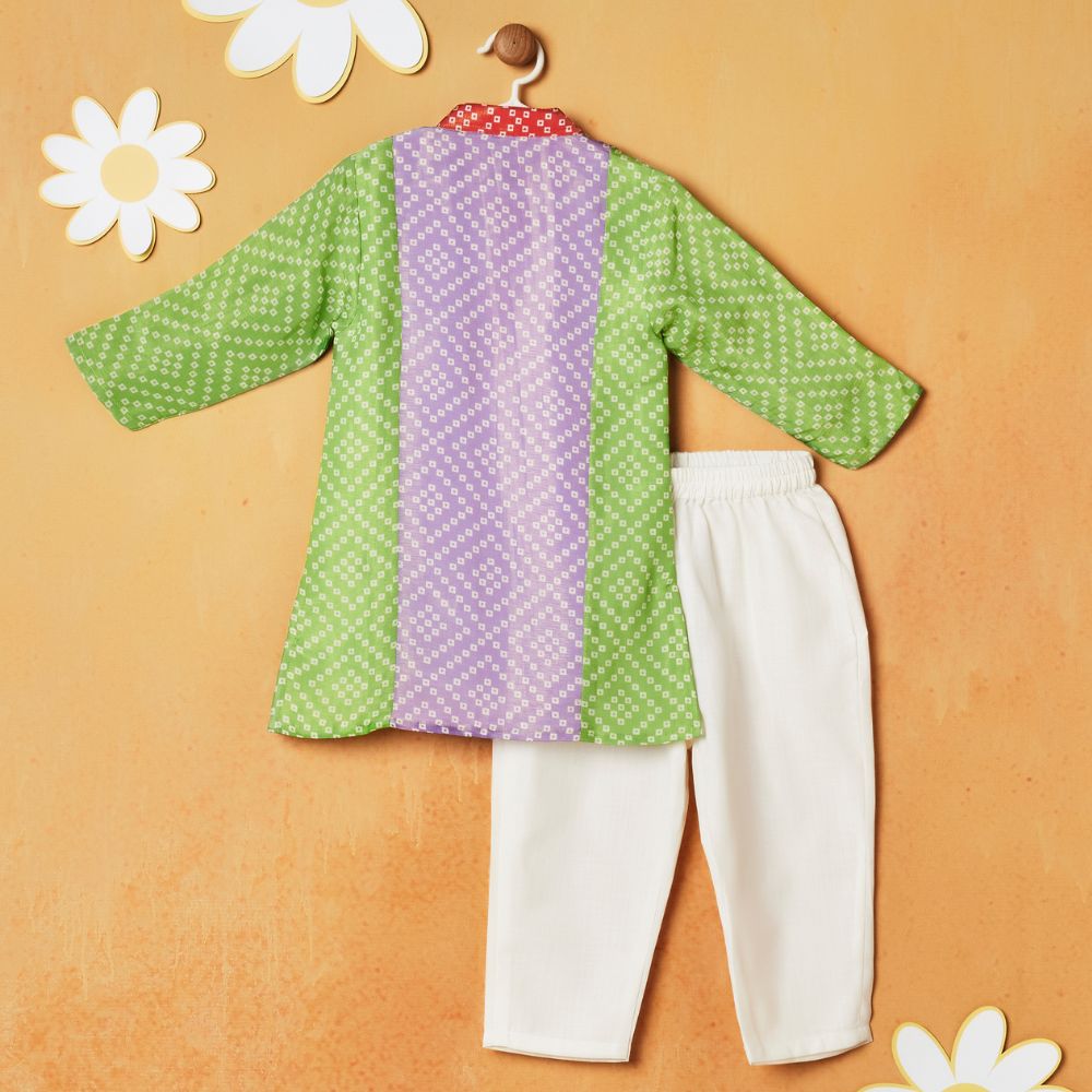 Green  Bandhani Printed Kurta With White Pajama