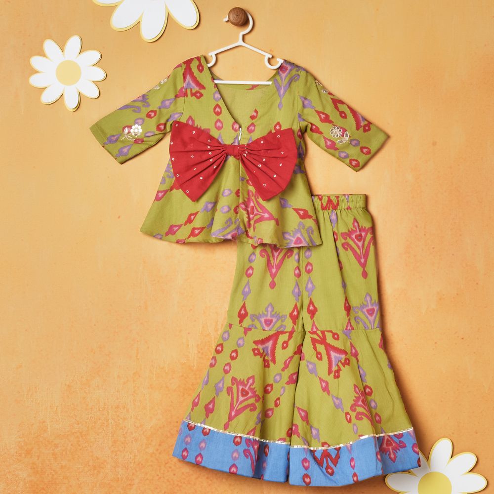 Green Gotta Flower Peplum Set