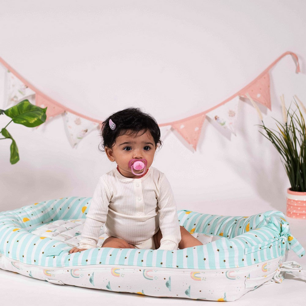 Sea Green Horizon Reversible Baby Nest