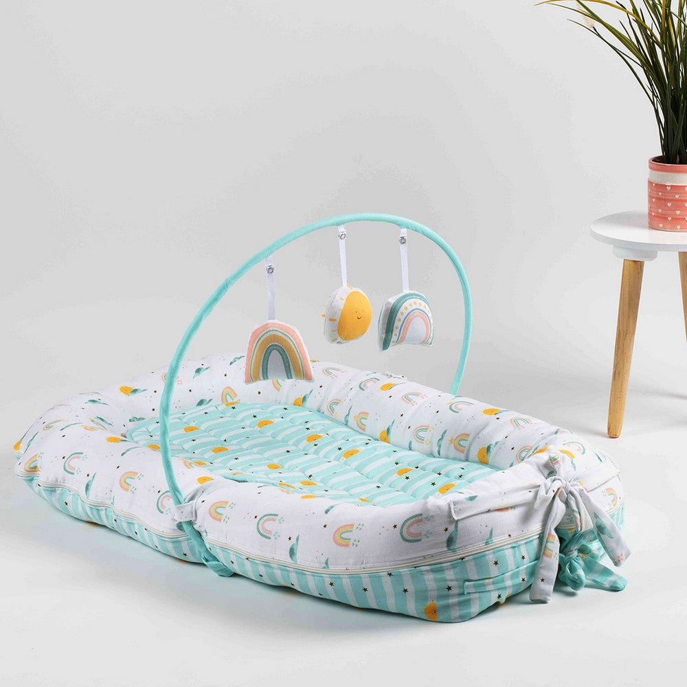 Sea Green Horizon Reversible Baby Nest