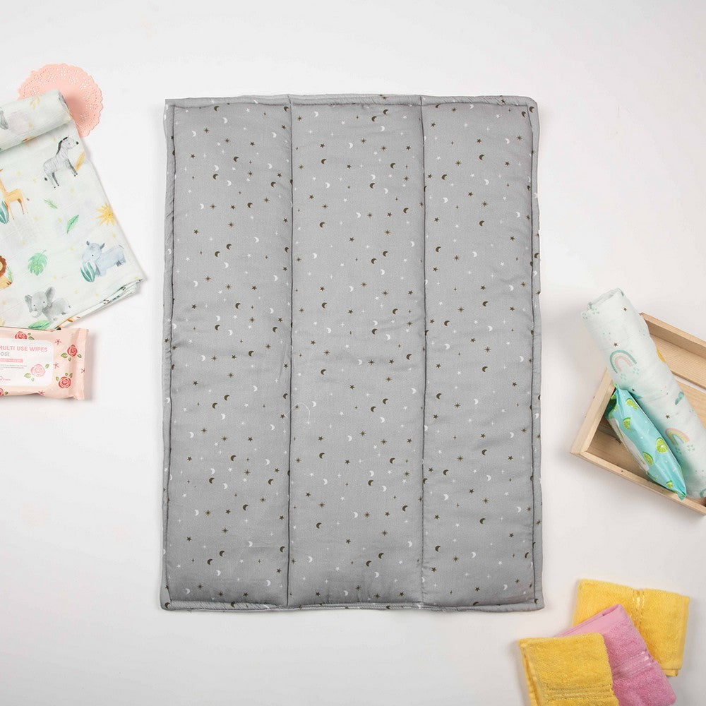 Grey Sky Organic Changing Mat