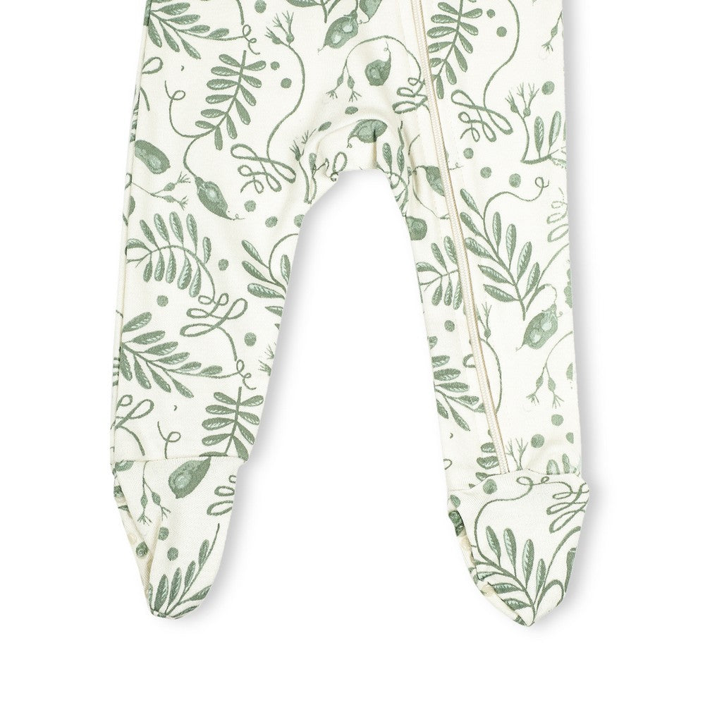 The Wild Vine Footsie