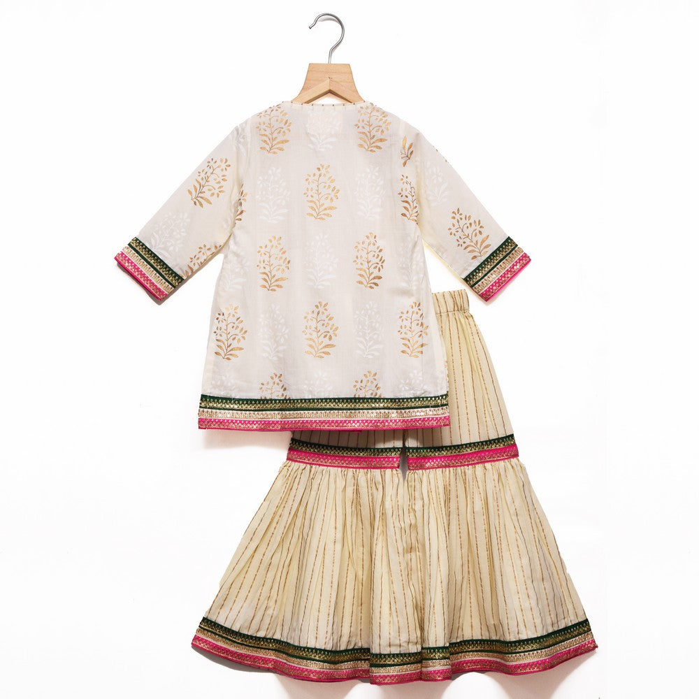 Overlap Placket off-white Kurta & Sharara With Shaded Dupatta