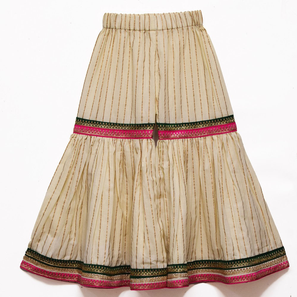 Overlap Placket off-white Kurta & Sharara With Shaded Dupatta