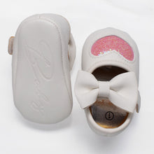 Load image into Gallery viewer, White &amp; Pink Glitter Heart With Bow Velcro Closure Bellies
