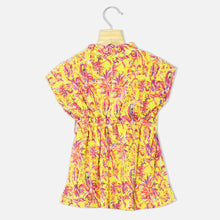 Load image into Gallery viewer, Pleated Tropical Printed A-Line Dress-Yellow &amp; Blue
