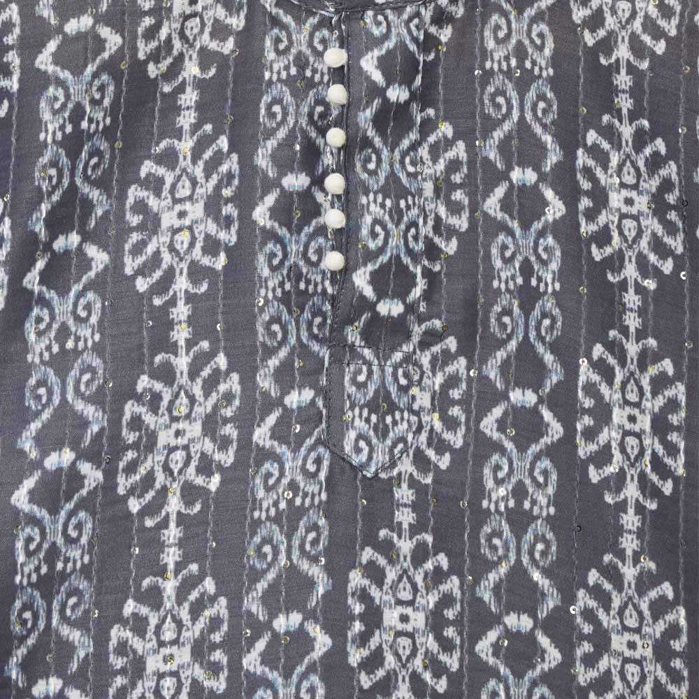 Thread With Sequins Embroidered Kurta With White Pajama