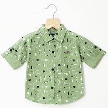 Load image into Gallery viewer, Green Printed Full Sleeves Causal Shirt
