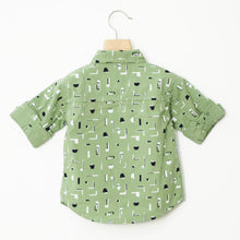 Load image into Gallery viewer, Green Printed Full Sleeves Causal Shirt
