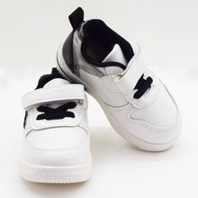 Load image into Gallery viewer, White Leather Elasticated Laces With Velcro Strap Shoes

