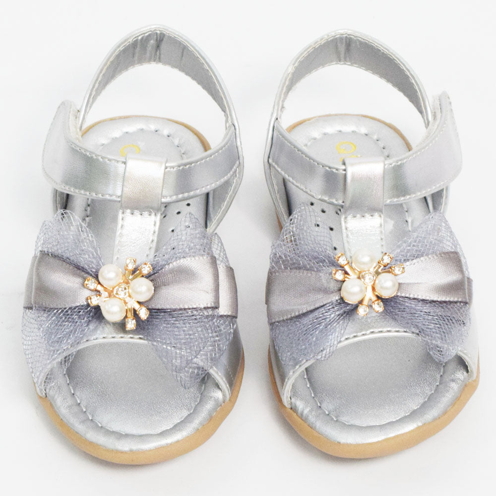 Bow Embellished With Velcro Strap Closure Flat Sandals- Silver & Golden