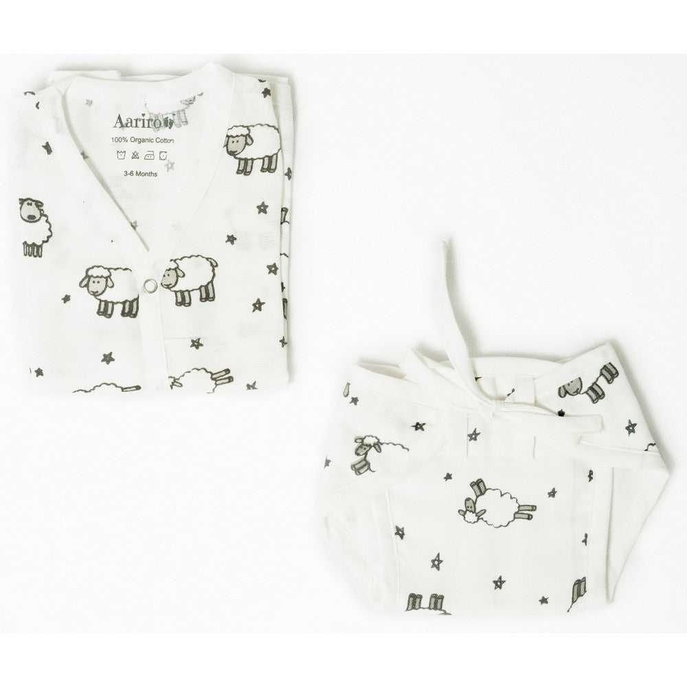 White Counting Sheep Printed Sleeveless Jabla & Nappy - Pack Of 4