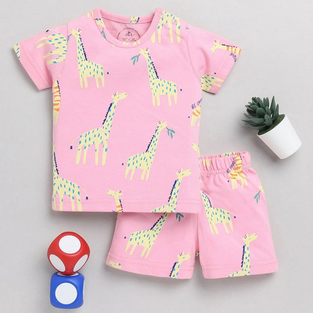 Pink Giraffe Printed Half Sleeves Nightsuit