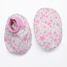 Load image into Gallery viewer, Pink Floral Cap Booties &amp; Mittens Set
