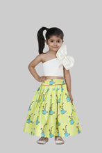 Load image into Gallery viewer, White Bow One Shoulder Top With Animal Printed Skirt

