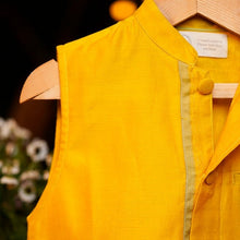 Load image into Gallery viewer, Yellow Handwoven Unisex Nehru Jacket
