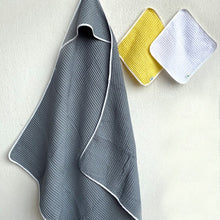 Load image into Gallery viewer, Organic Grey Waffle Hooded Towel Set
